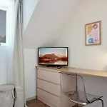 Stylisches Fuer 2 Personen In Historischem Fachwerkhaus 4 Etage Mit Blick Auf Stadt & Festung