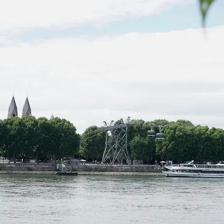 Lägenhet Stylisches Fuer 2 Personen In Historischem Fachwerkhaus 4 Etage Mit Blick Auf Stadt & Festung Koblenz (Rhineland-Palatinate)