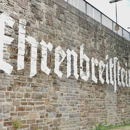 Neu Stylisches Fuer 2 Personen In Historischem Fachwerkhaus 4 Etage Mit Blick Auf Stadt & Festung Koblenz (Rhineland-Palatinate)