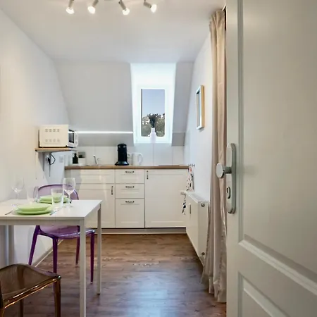 Stylisches Fuer 2 Personen In Historischem Fachwerkhaus 4 Etage Mit Blick Auf Stadt & Festung Lägenhet Koblenz (Rhineland-Palatinate)