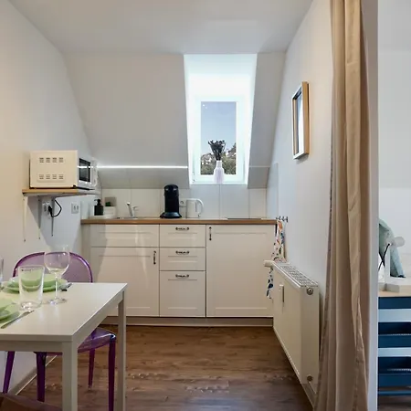 Neu Stylisches Fuer 2 Personen In Historischem Fachwerkhaus 4 Etage Mit Blick Auf Stadt & Festung *