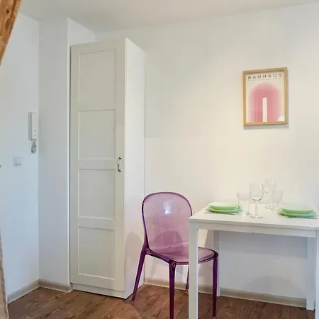 Neu Stylisches Fuer 2 Personen In Historischem Fachwerkhaus 4 Etage Mit Blick Auf Stadt & Festung Апартаменты