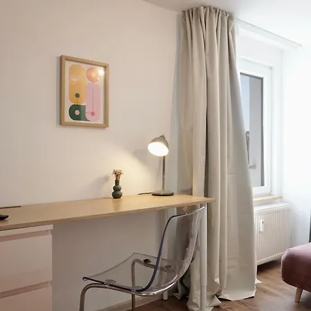 Apartment Neu Stylisches Fuer 2 Personen In Historischem Fachwerkhaus 4 Etage Mit Blick Auf Stadt & Festung *