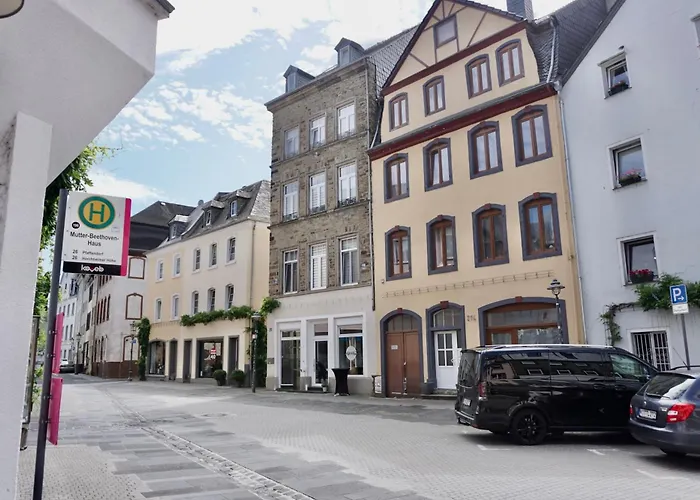 Appartement Stylisches Fuer 2 Personen In Historischem Fachwerkhaus 4 Etage Mit Blick Auf Stadt & Festung