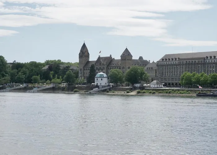 Stylisches Fuer 2 Personen In Historischem Fachwerkhaus 4 Etage Mit Blick Auf Stadt & Festung Koblenz (Rhineland-Palatinate)